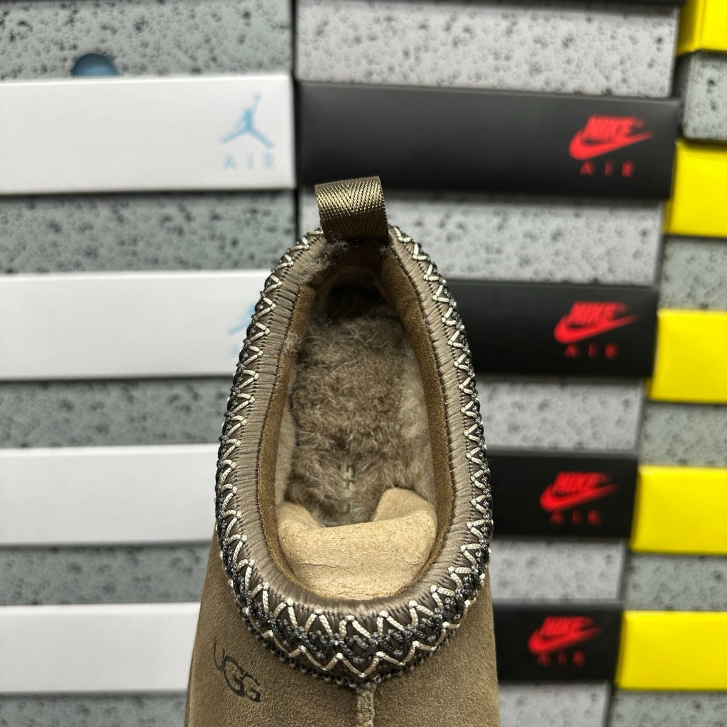 UGG Tazz Platform Slipper – Suede Mule with Shearling Lining, Grey & Silver Braided Collar Trim & Chunky Tonal Platform Sole in Olive